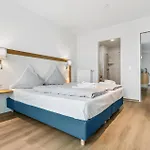 Blue Lagoon Apartamento *